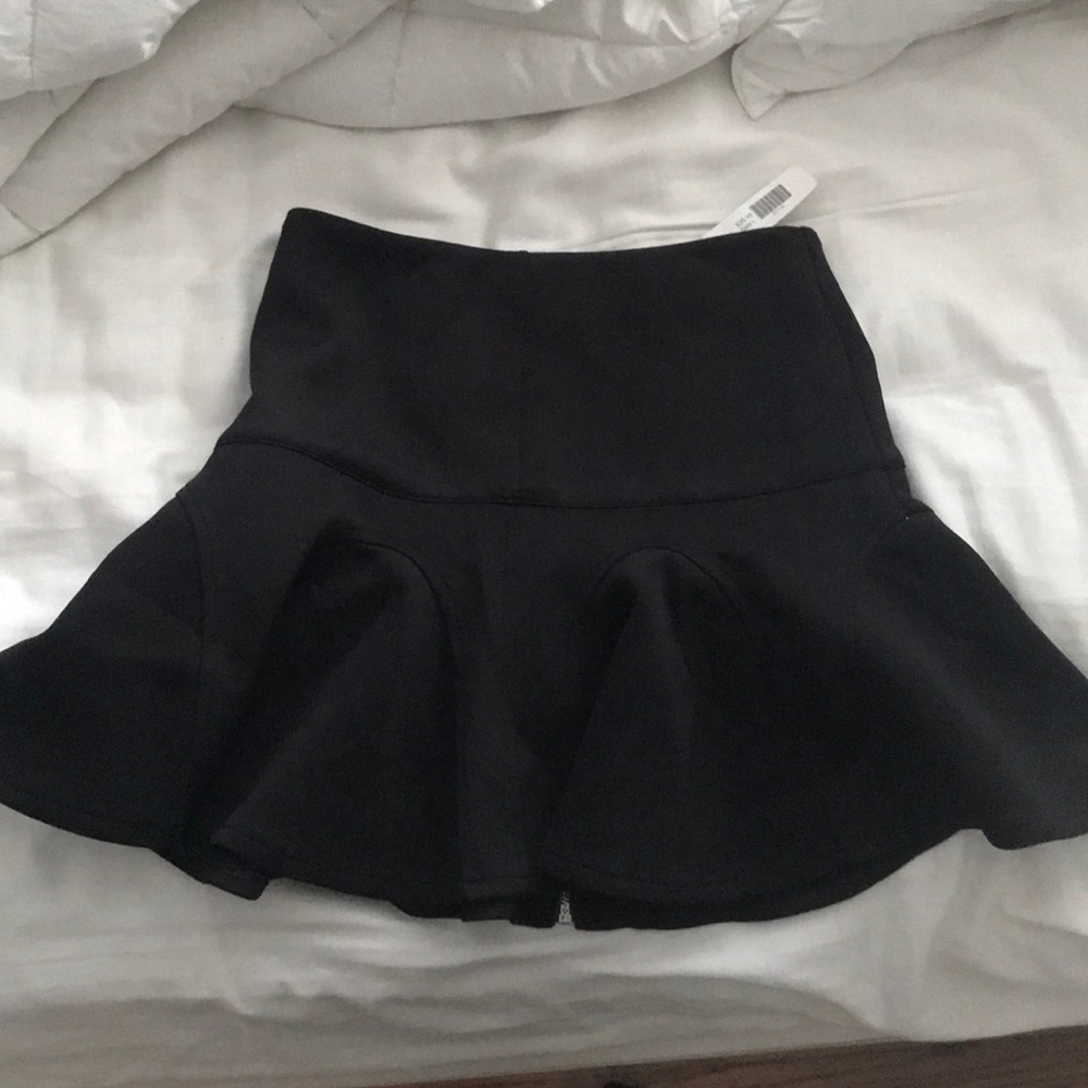 Ruffle skirt